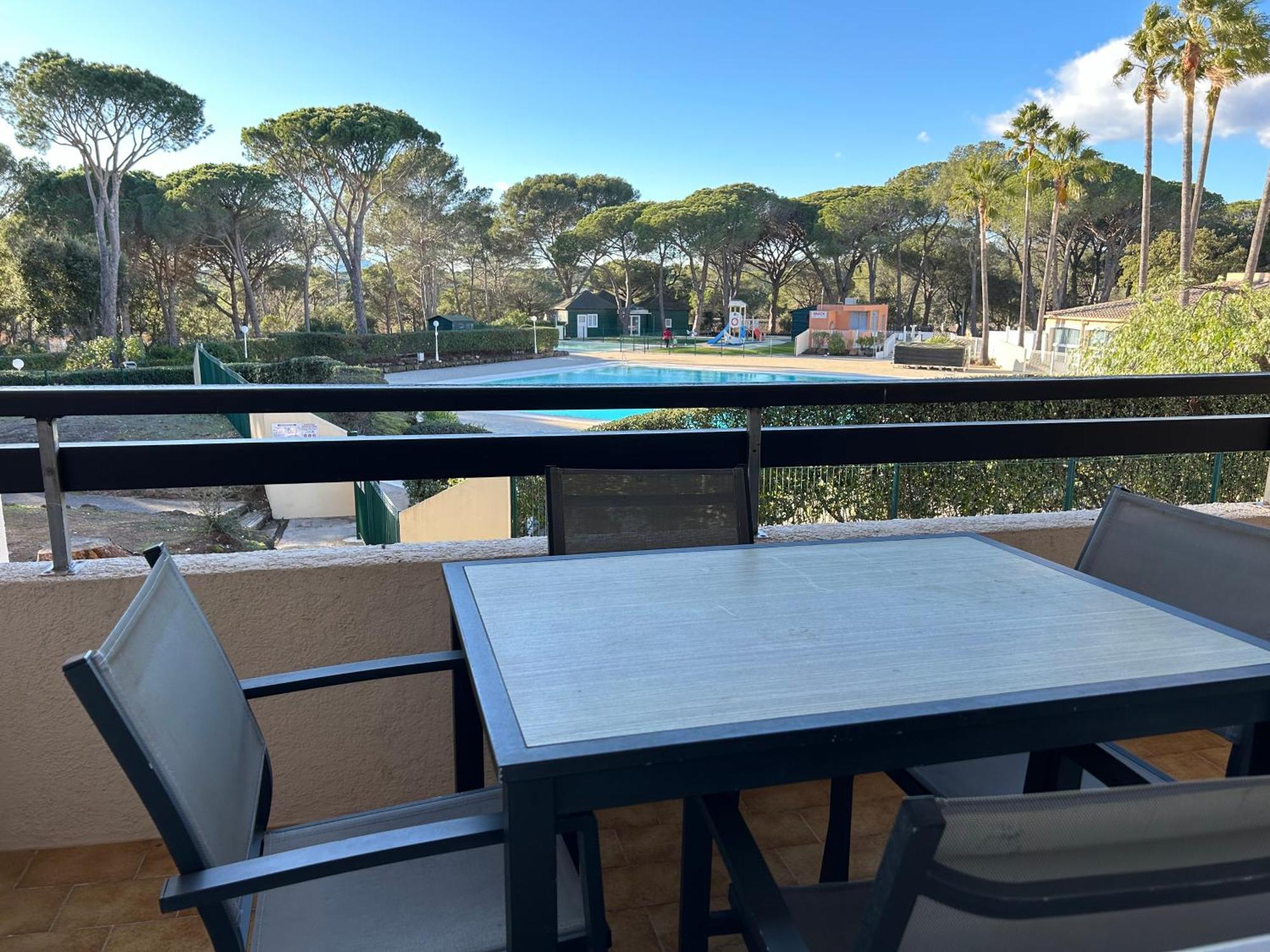 Domaine Valescure Appartement 1 Ou 2 Pieces Vue Jardin Ou Piscine Saint-Raphaël Εξωτερικό φωτογραφία